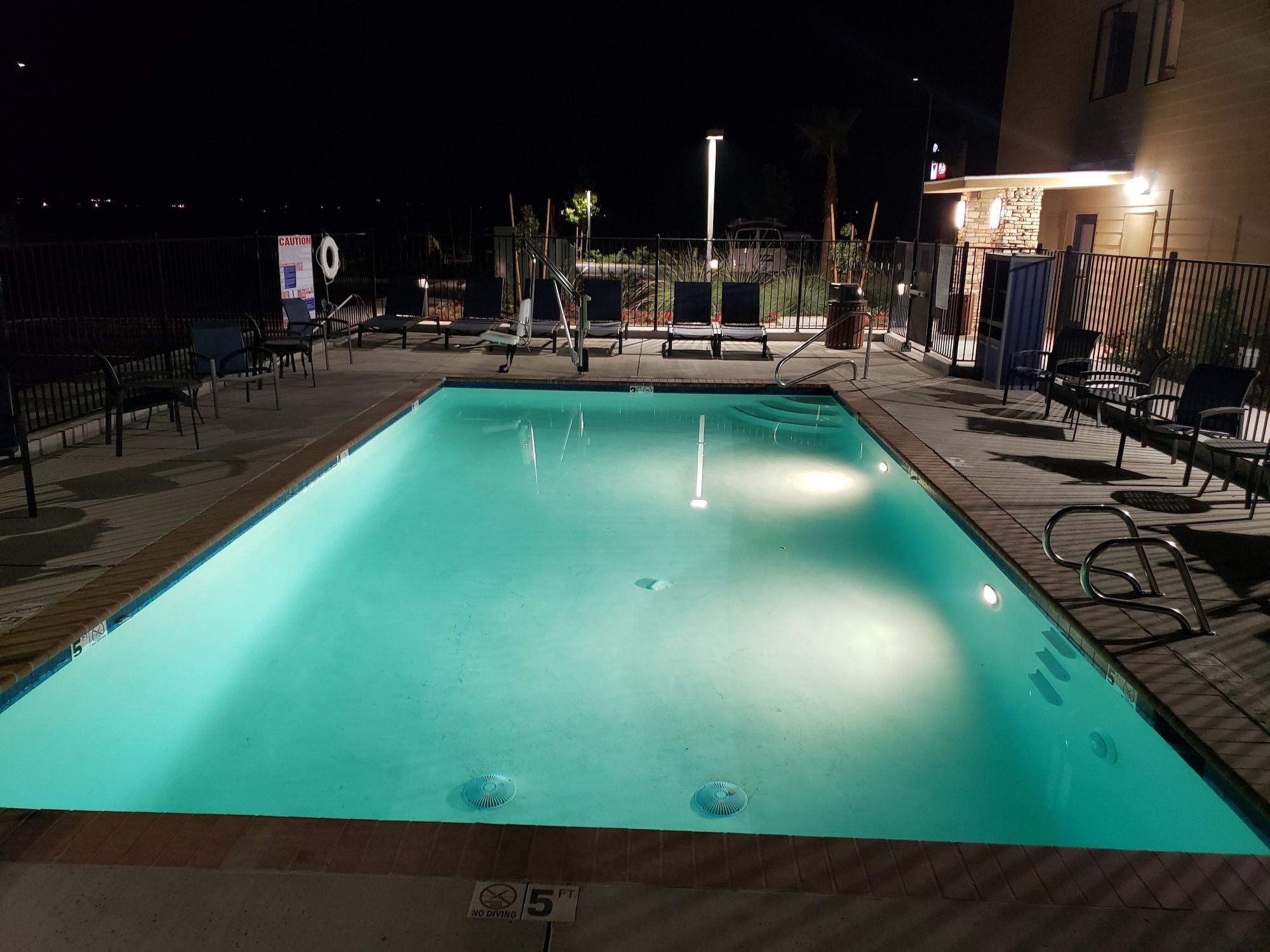 Best Western Plus Coalinga Inn Exterior foto